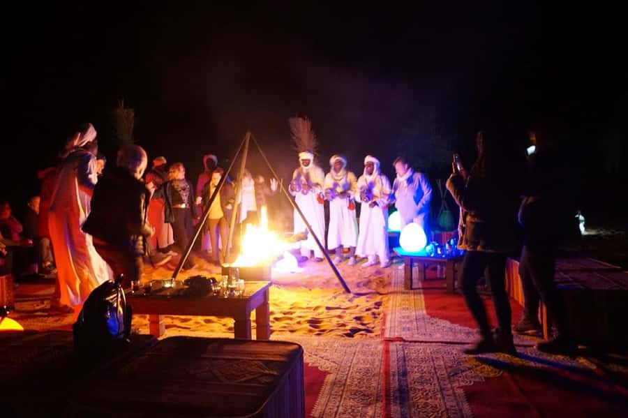 Overnight in Luxury Tent in Desert Camp Erg Chebbi Merzouga - Reaching the meeting point and leaving your car