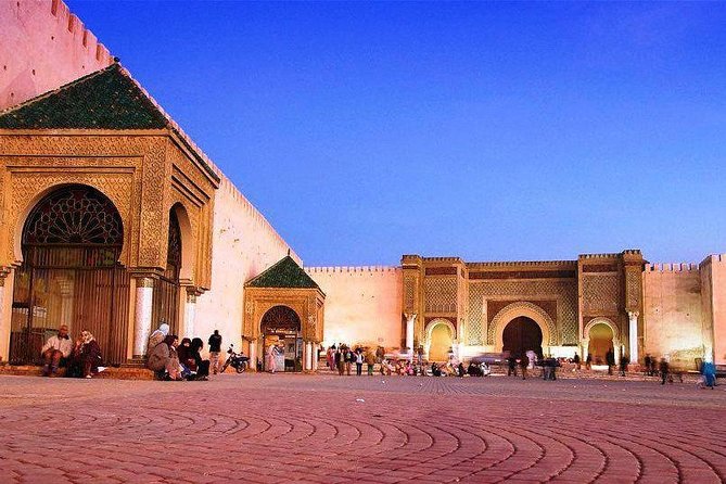 Private Day Tour to Meknes, Volubilis and Moulay Idriss from Fez - The Guide Question in Meknes