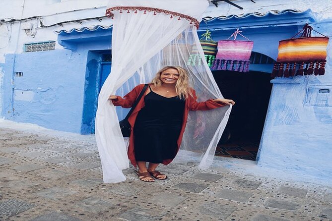 private Day trip from Fez to Chefchaouen (without shopping) - What the $95.24 price means