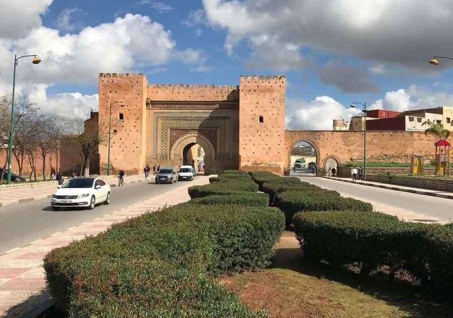Private Day Trip to Volubilis, Moulay Idriss and Meknes - Moulay Idriss: a brief look at Morocco’s holy town