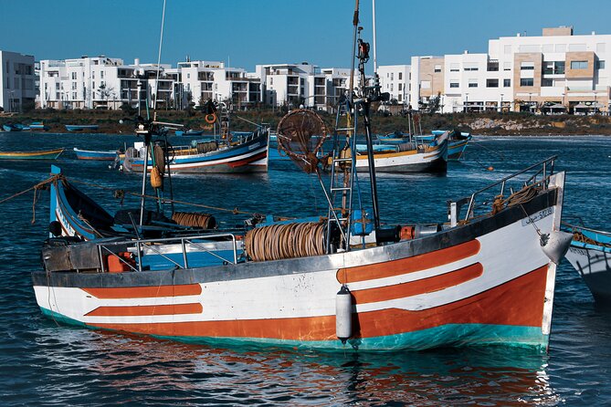 Private Full Day Tour from Casablanca to Rabat - Walking the ocean walls of Kasbah des Oudaias