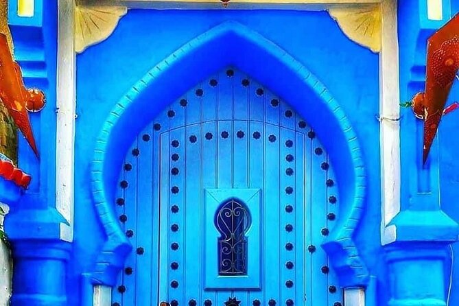 Private full day trip to chefchaouen from Casablanca with lunch - Entering Chefchaouen through the Medina