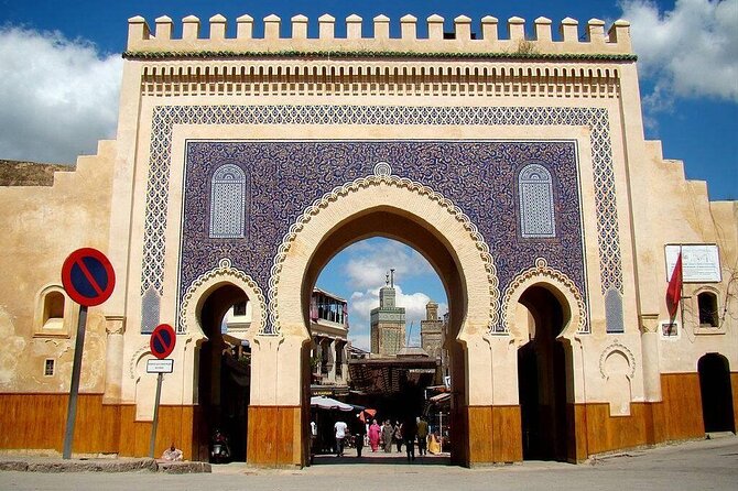Private Guided Walking Tour in Fez Medina - Bou Inania Medersa and Marinid design