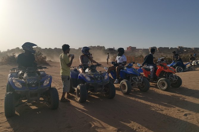 Quad, camel and dinner with show in the desert of Agafay - Who will get the most from this outing?