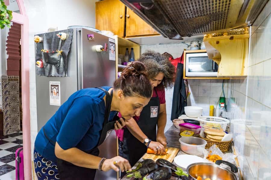 Rabat: Cooking Class in a Family Home - Eating together and learning through conversation