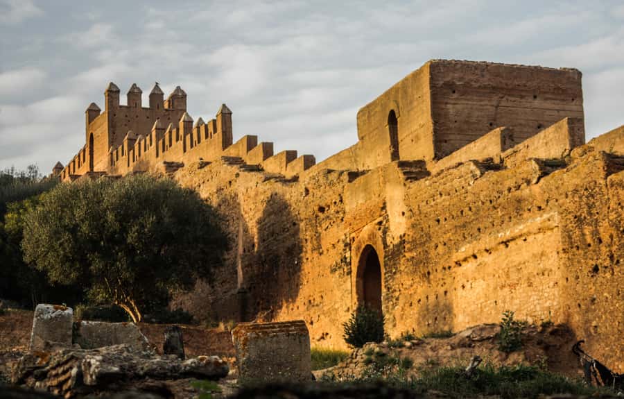 Rabat: Full-Day Trip from Casablanca - Walking into the Kasbah of the Udayas