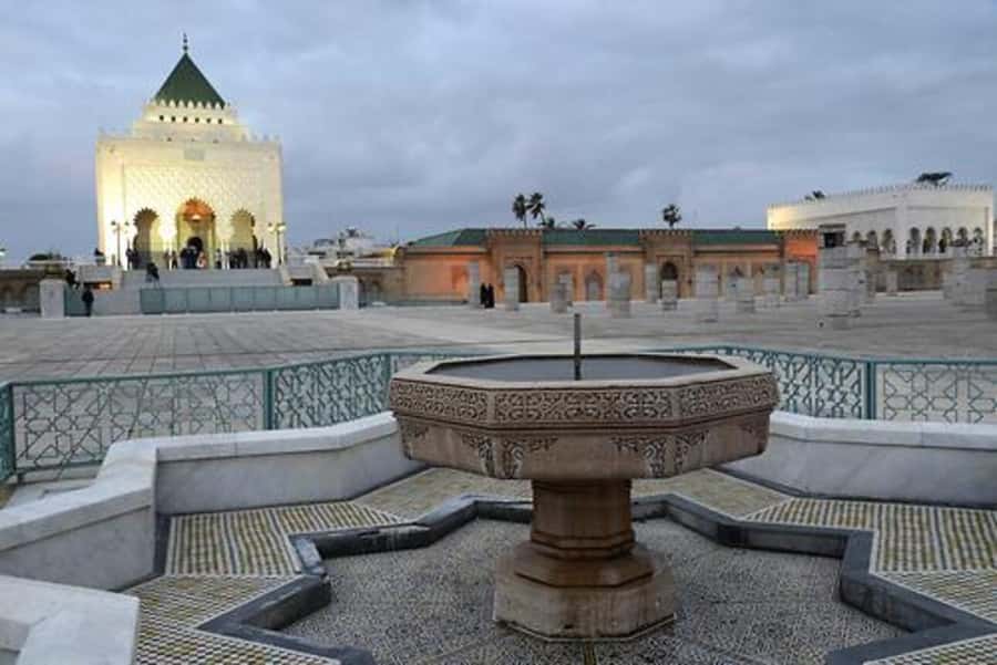 Rabat: Guided City Tour with Mausoleum Mohammed V Visit - The Medina: a short taste of everyday Rabat