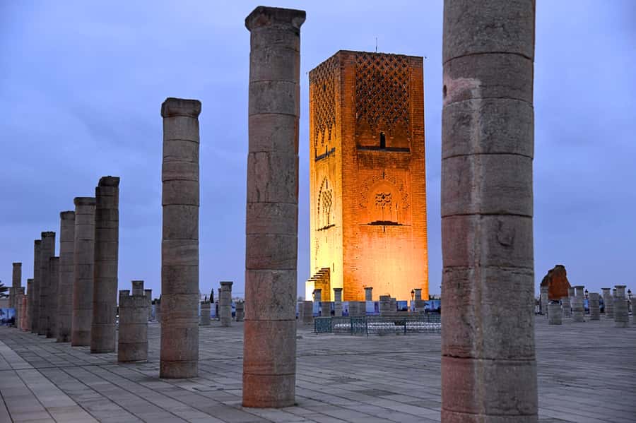 Rabat: Night Tour with traditional Moroccan Dinner - Hassan Tower and the unfinished Almohad dream