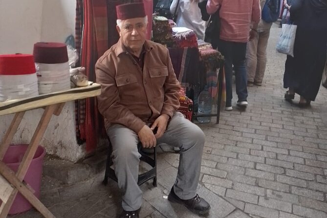 Shared Half Day Guided Fes Tour with Local Guide - Fes el-Bali, shopping streets, and Moulay Idriss III