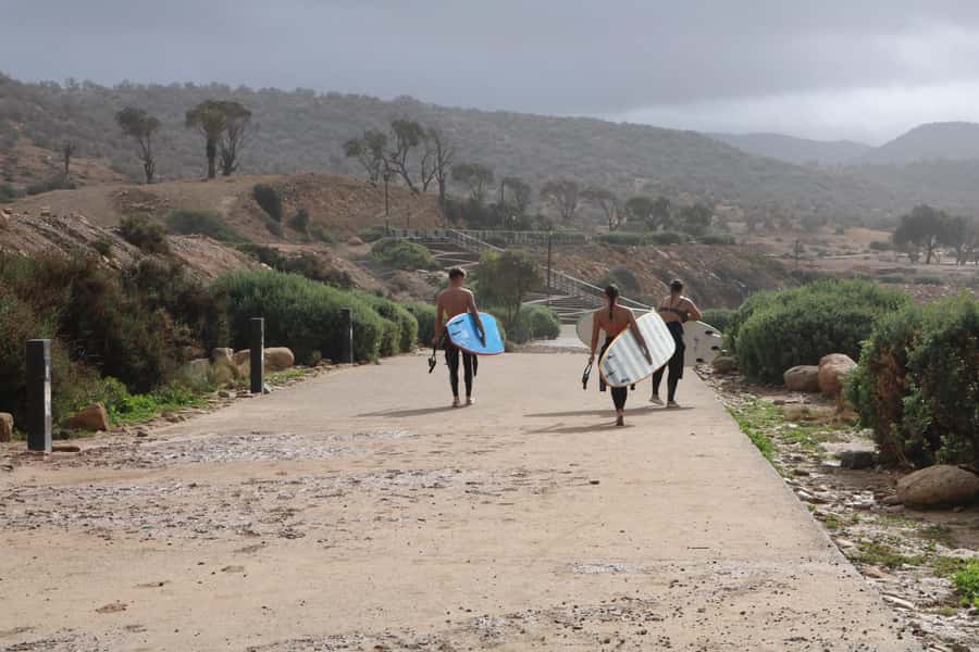 Surf Lessons with Local instructor - The coastal views add more than scenery