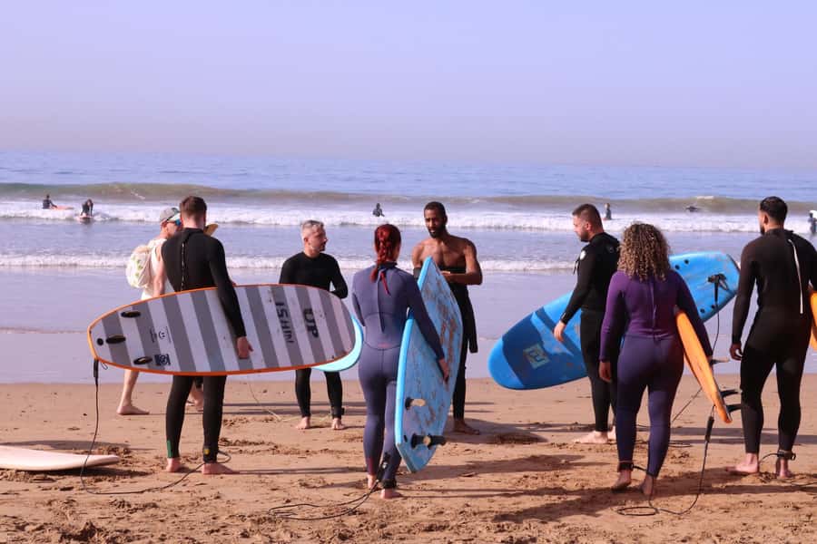 Surf Lessons with Local instructor - What happens during the 150-minute lesson