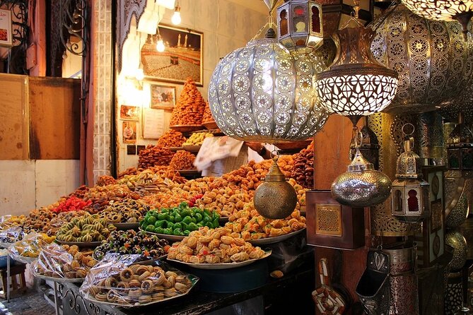 Traditional Souks Shopping Private Tour in Casablanca - Exploring the Old Medina