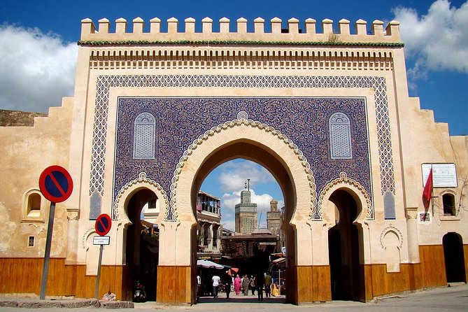 walking day : private excursion in the ancient city of Fez - What the guide adds to the day