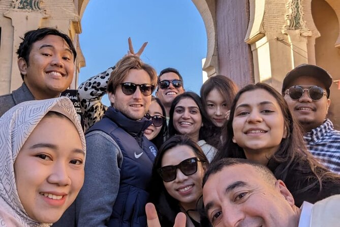 Walking Tour in Old Medina Fez with Official Guide - Kairaouine Mosque and a thousand years of learning